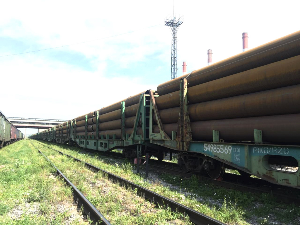 Склад под завязку. На Беловскую ГРЭС завезли все трубы для новой тепломагистрали в город Белово 