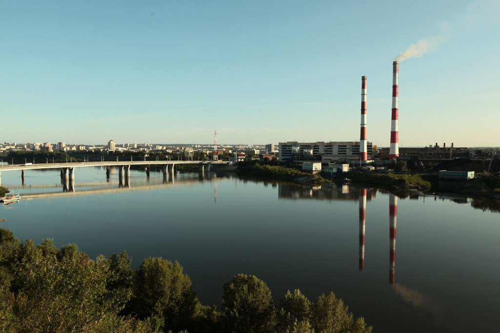 Кемеровская ГРЭС находится в центре города. Её вид знаком каждому кемеровчанину