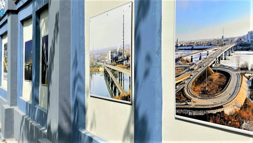 Вид, который знаком всем в городе. И у многих кемеровчан — свои ассоциации и воспоминания, связанные с «трубами-маяками». Про них сложены стихи, они изображены на картинах художников Вид, который знаком всем в городе. И у многих кемеровчан — свои ассоциации и воспоминания, связанные с «трубами-маяками». Про них сложены стихи, они изображены на картинах художников