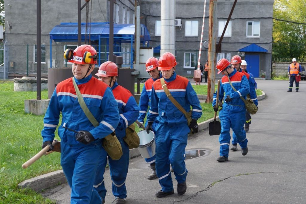 Сотрудники Кемеровской ТЭЦ во время учений