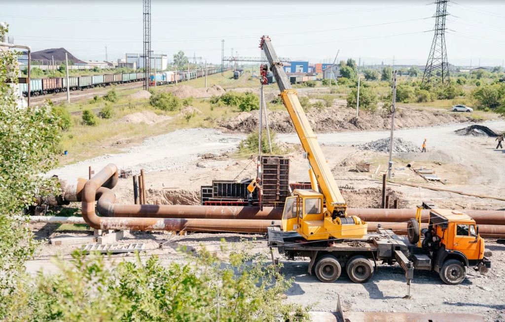 Ремонт опоры на головном участке тепломагистрали завершится к середине августа