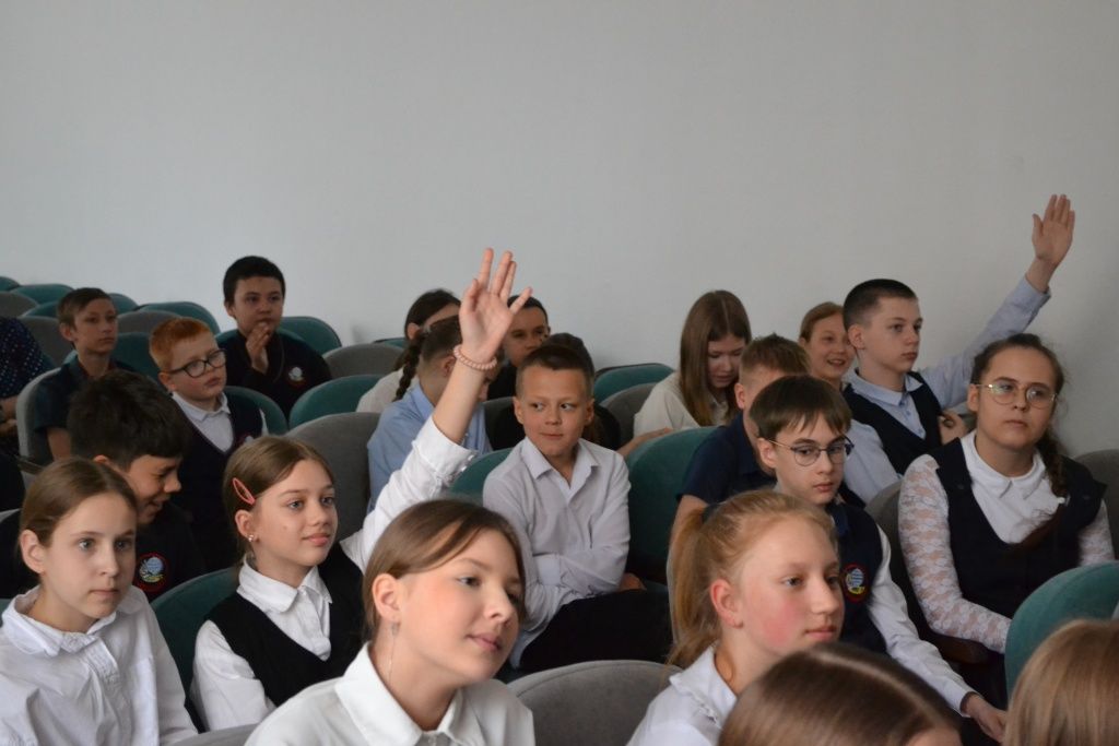 Учащиеся рубцовской гимназии №11 задали энегретикам массу интересных вопросов