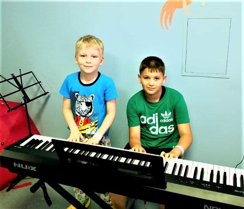 &laquo;Музыка для сердца&raquo; помогает успокоиться и настроиться на позитив юным пациентам областного Кардиоцентра