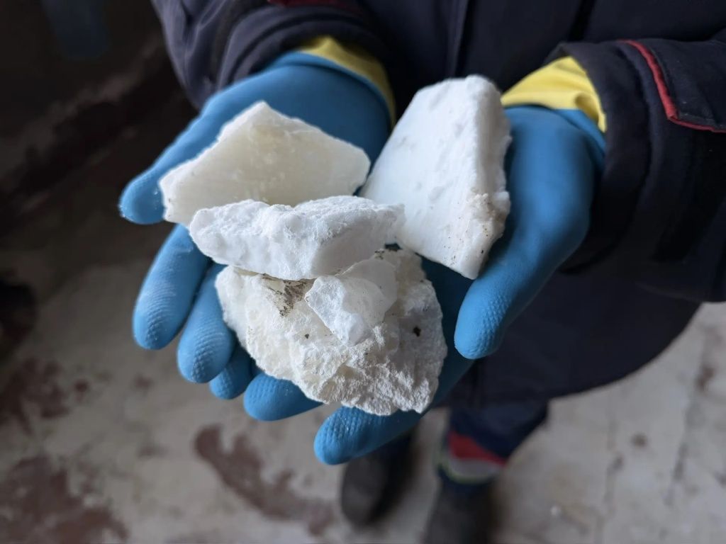 Для очистки воды на Кемеровской ГРЭС необходимо в сутки до 4 тонн сернокислого алюминия