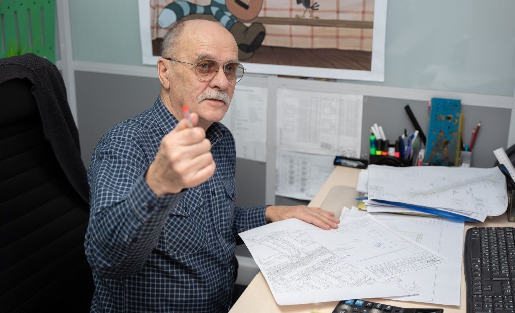 По словам главного специалиста тепломеханического отдела Олега Баяндина, еще в 80-е годы в Новосибирске работы по замене теплосетей проводили без минимизации, ресурс отключали на весь период реконструкции По словам главного специалиста тепломеханического отдела Олега Баяндина, еще в 80-е годы в Новосибирске работы по замене теплосетей проводили без минимизации, ресурс отключали на весь период реконструкции