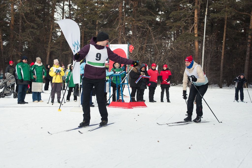 Участники команды Кемеровской ГРЭС на этапе передачи эстафеты