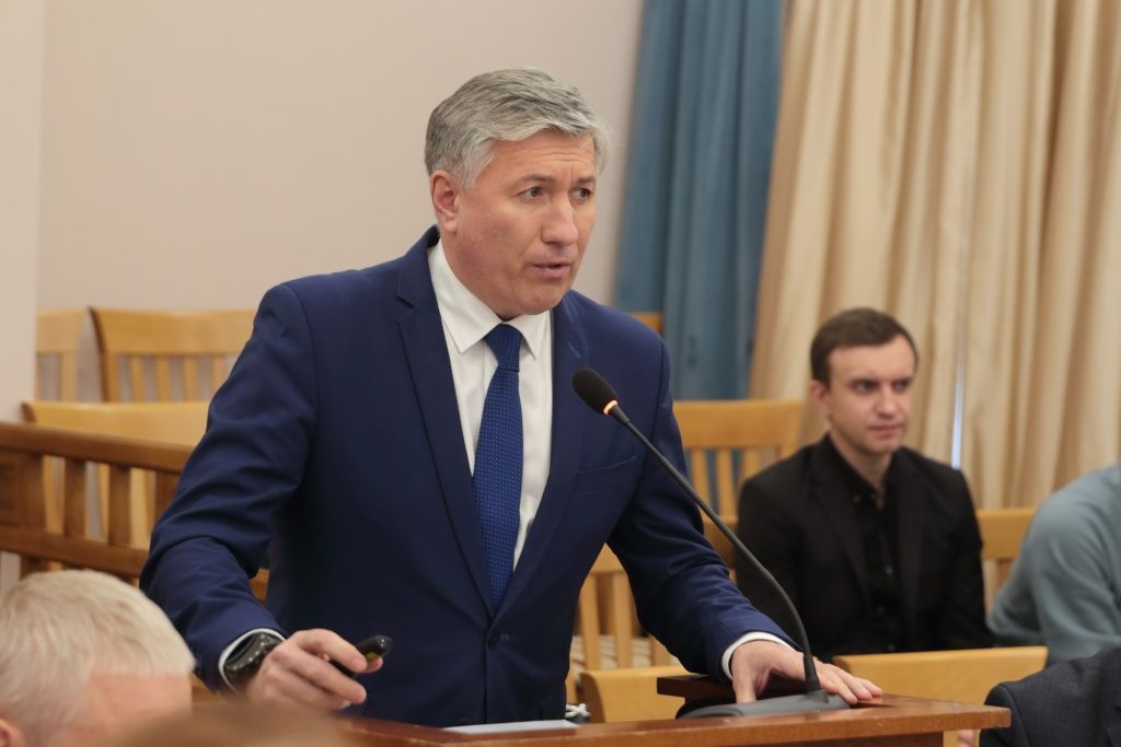 Генеральный директор «СГК-Алтай» Игорь Лузанов Генеральный директор «СГК-Алтай» Игорь Лузанов