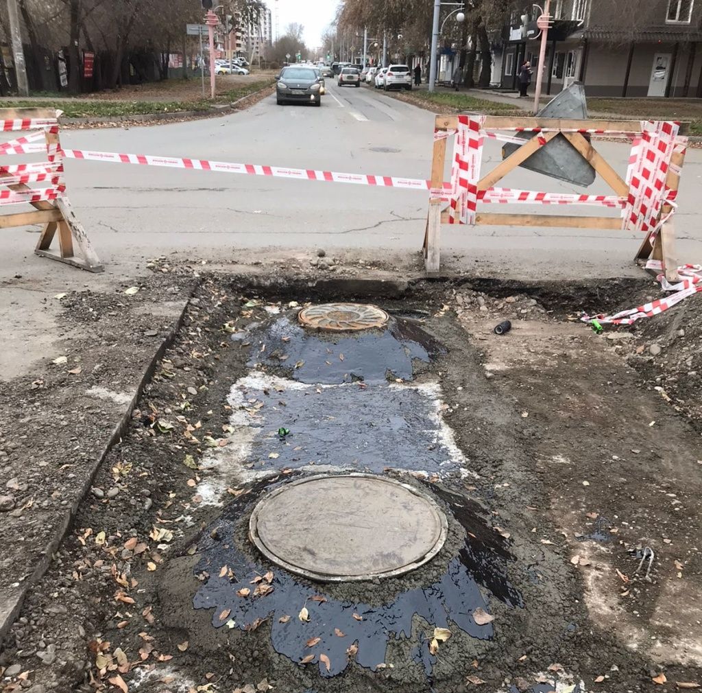 Под асфальтом городских улиц находятся сотни тепловых камер