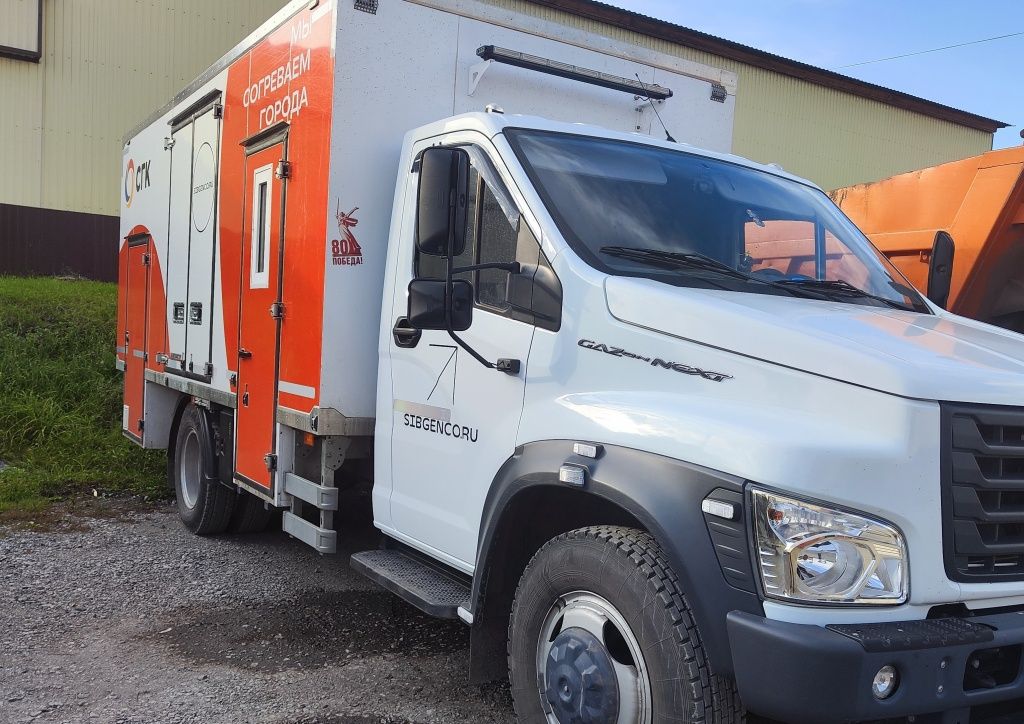 Передвижная мастерская МАКАР оснащена всем необходимым оборудованием, инструментами &mdash; для устранения повреждений на тепловых сетях 