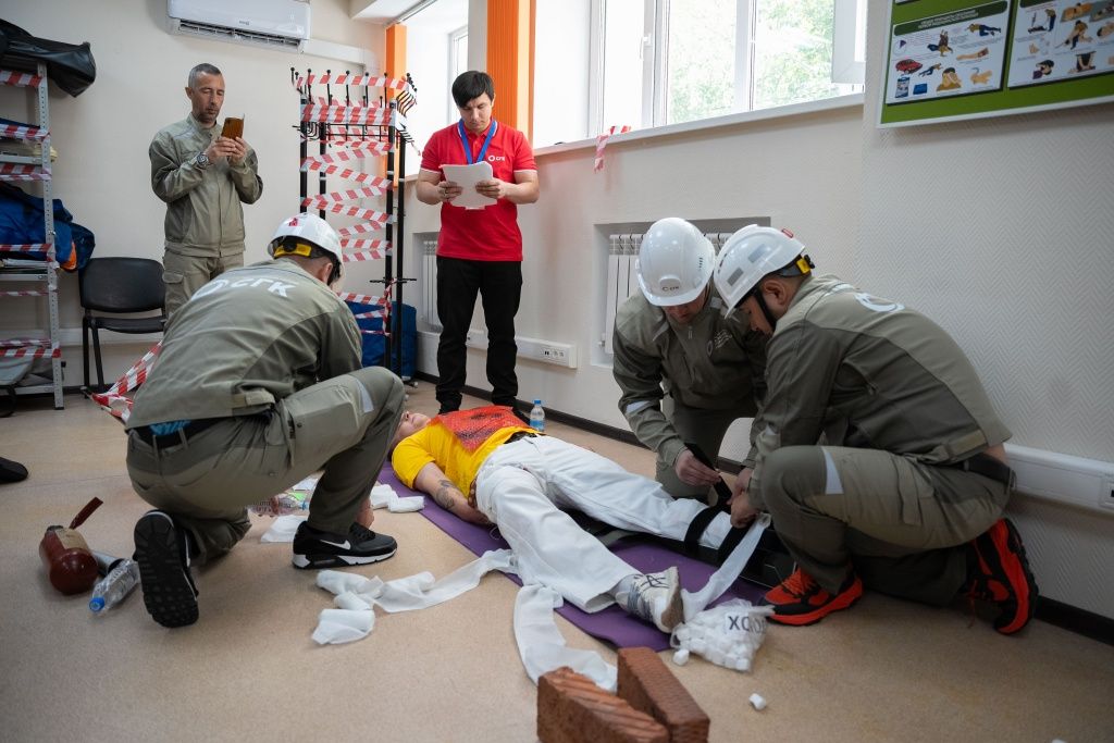 Первая помощь условному пострадавшему во время чрезвычайного происшествия на предприятии Первая помощь условному пострадавшему во время чрезвычайного происшествия на предприятии
