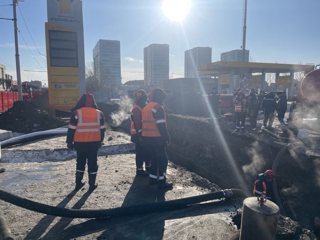 Ограничение теплоснабжения было введено только после того, как участок полностью подготовили к работам Ограничение теплоснабжения было введено только после того, как участок полностью подготовили к работам
