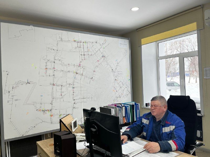 В оперативно-диспетчерскую службу поступает вся информация, которая касается тепла в городе