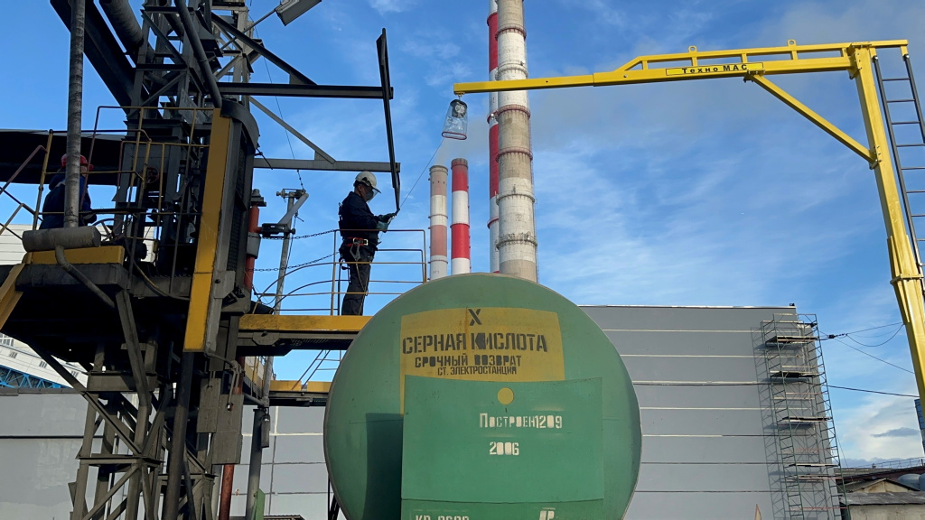 Г-образная анкерная система первой была установлена на эстакаде химических реагентов Рефтинской ГРЭС