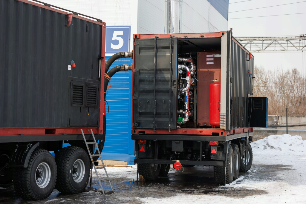 Доставка передвижных котельных к месту ремонта возможна любой спецтехникой 