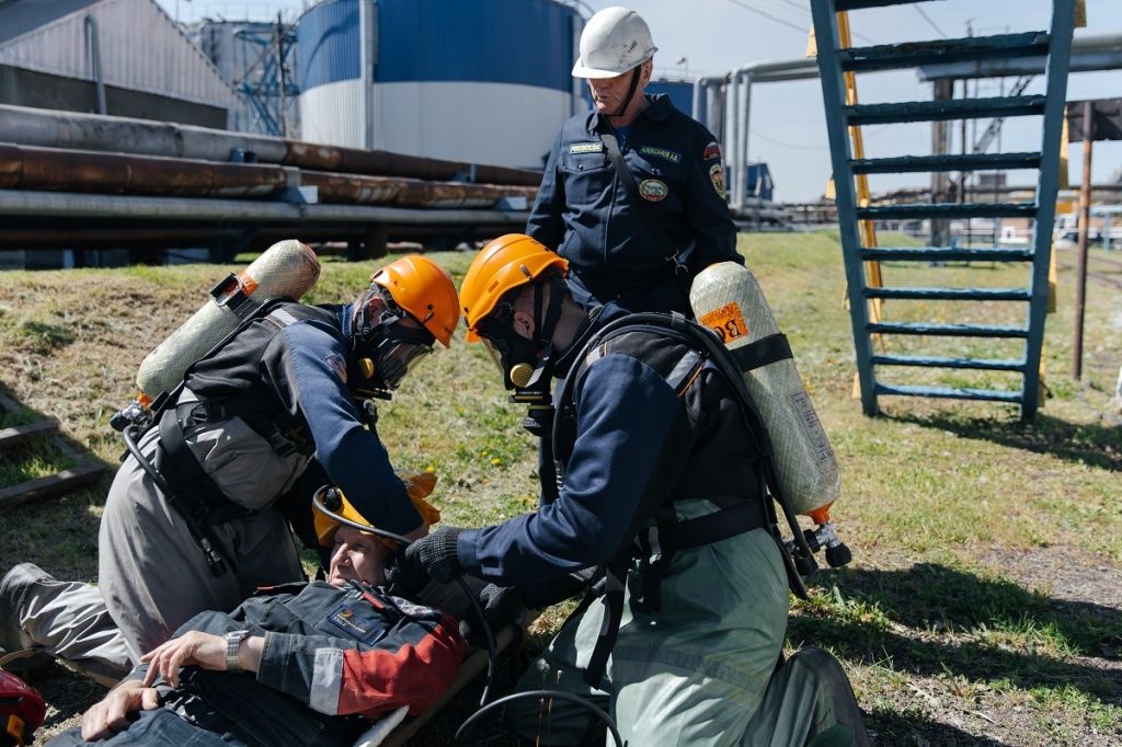 Специалисты &laquo;Сибирь ПАСФ&raquo; обнаруживают пострадавшего