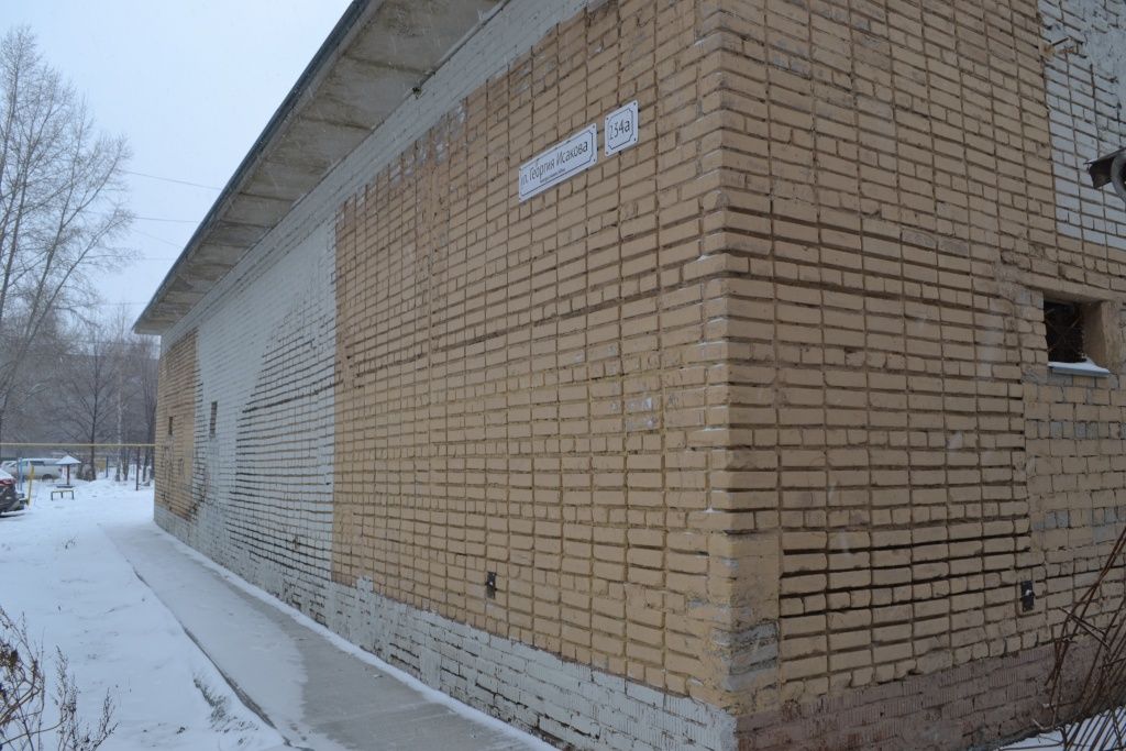 В этом же году проведена реконструкция строительной части ЦТП №511 на ул. Г. Исакова, 234а