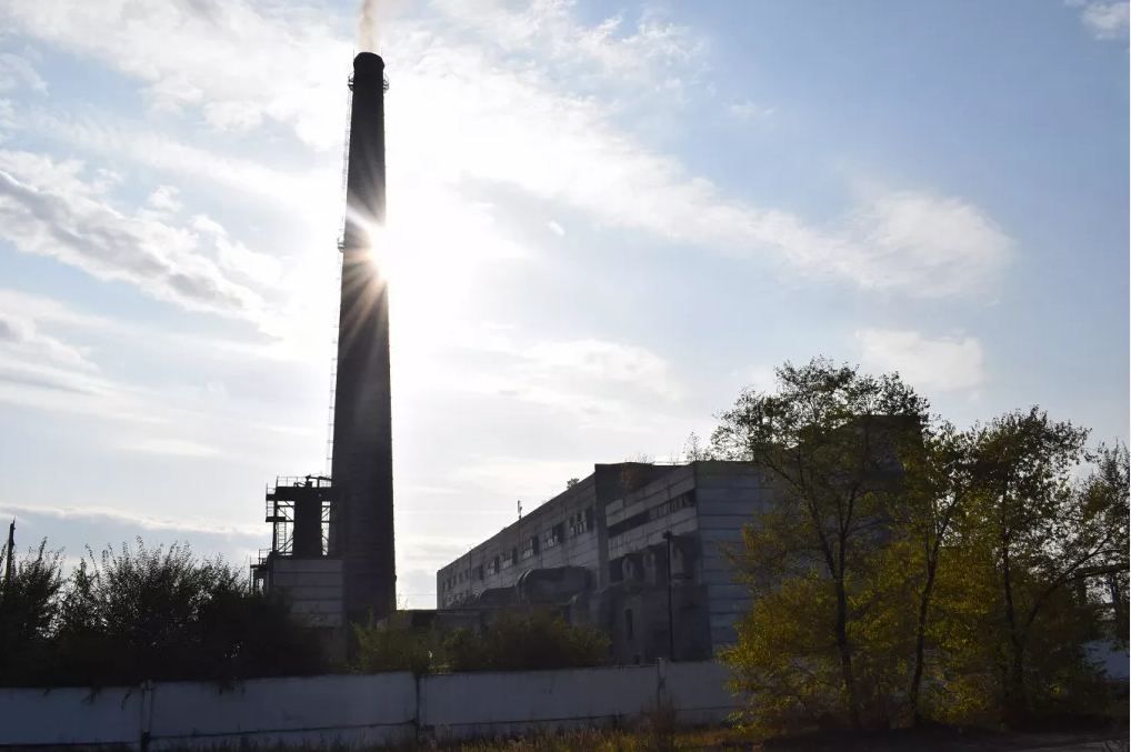 Котельная Южная в Черногорске. Один из теплоисточников, который остался в прошлом. Вид снаружи...