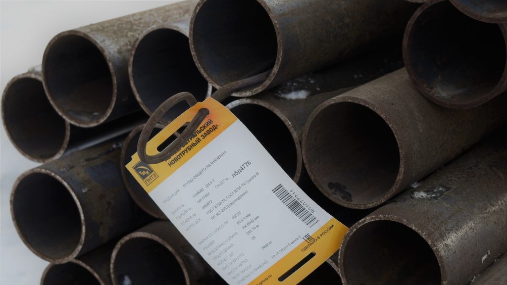 Бийские энергетики пополняют запасы новыми трубами для предстоящей ремонтной кампании