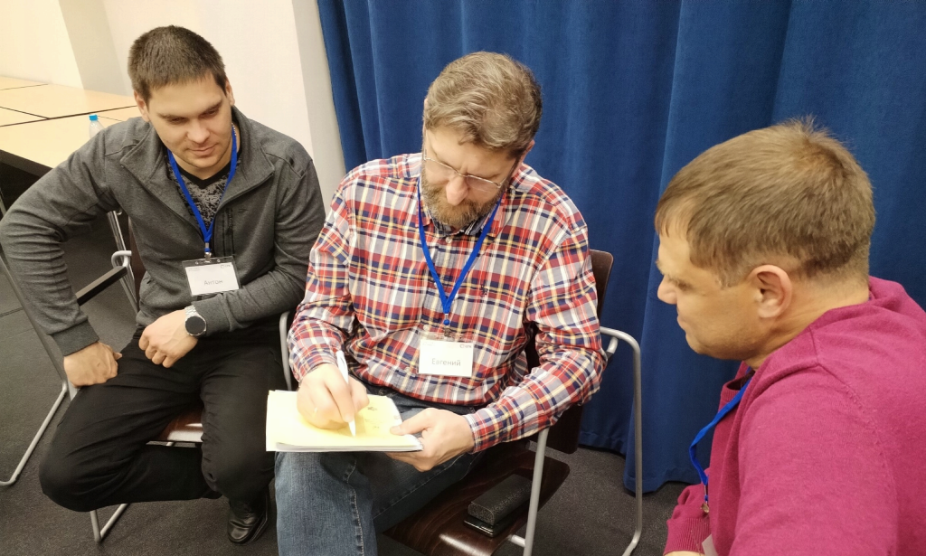 Практически любая руководящая должность предполагает не только наличие технических знаний, но и навыка управления персоналом