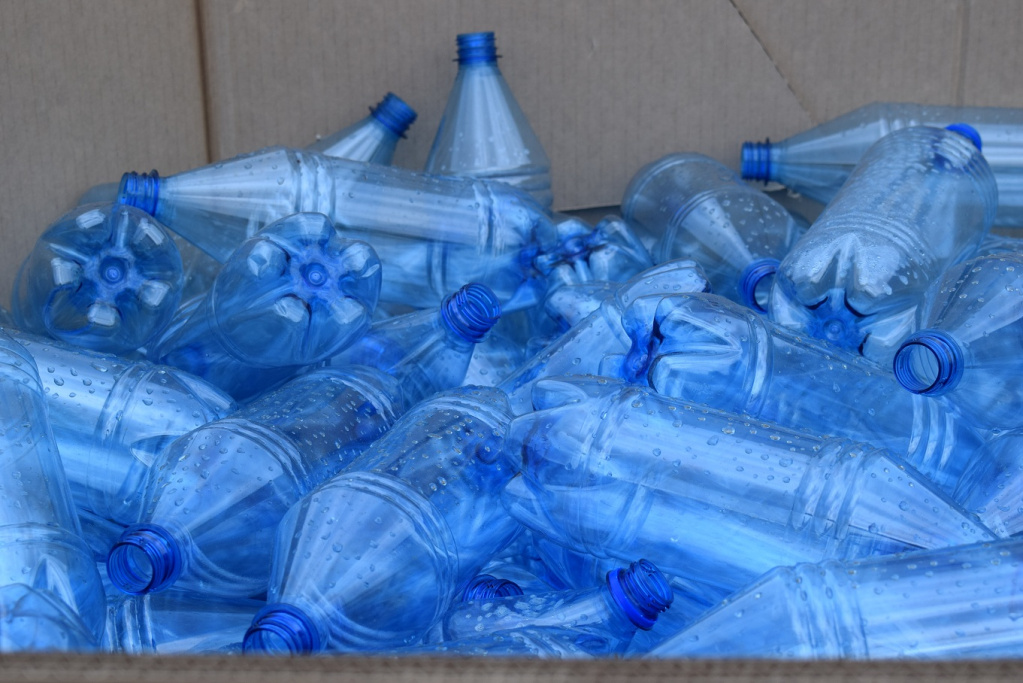 За шесть лет компания отправила на переработку свыше тысячи тонн пластика