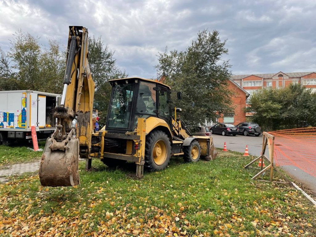 Парк спецтехники ЮСТК позволяет устранять даже очень сложные повреждения в любых погодных условиях