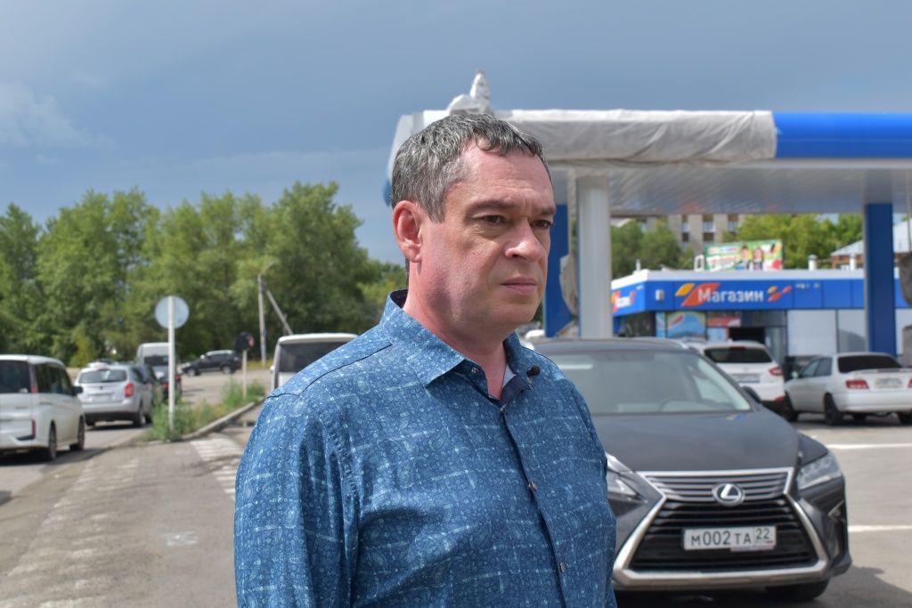 Заместитель Главы города Бийска Александр Заровняев