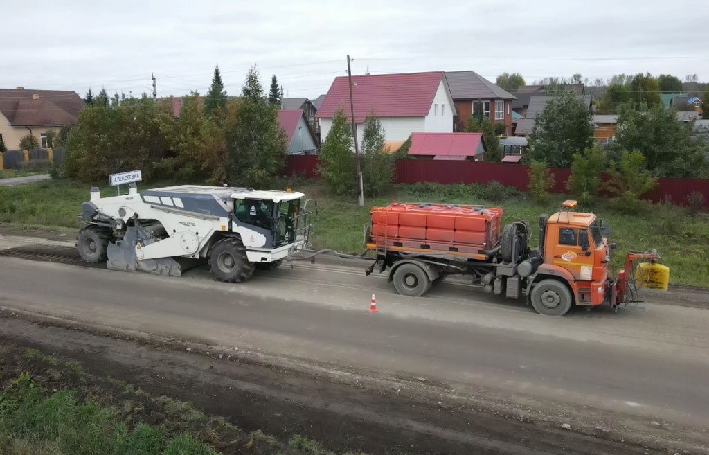Зола-унос в комплексе с цементом вводится в грунт при помощи ресайклера
