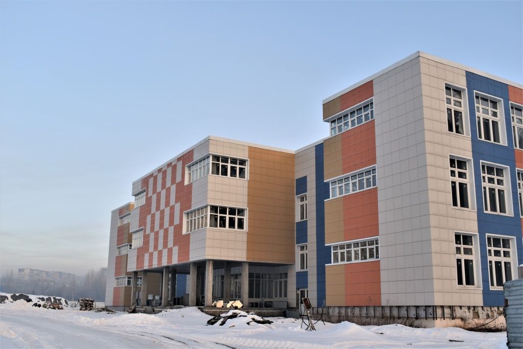 Новая школа в строящемся микрорайоне 16А совсем скоро будет подключена к теплосетевым коммуникациям СГК