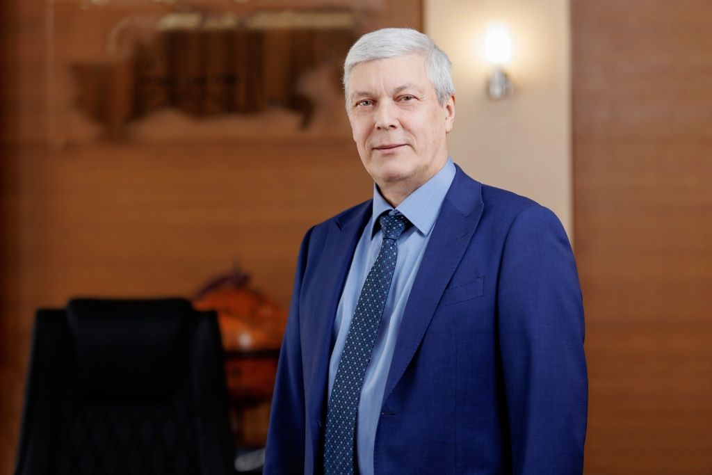 Главный инженер Рефтинской ГРЭС Павел Бебенин Главный инженер Рефтинской ГРЭС Павел Бебенин