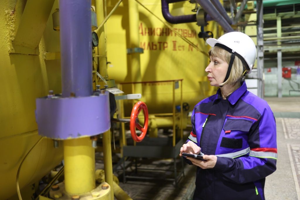 Марина Рыбакова на рабочем месте