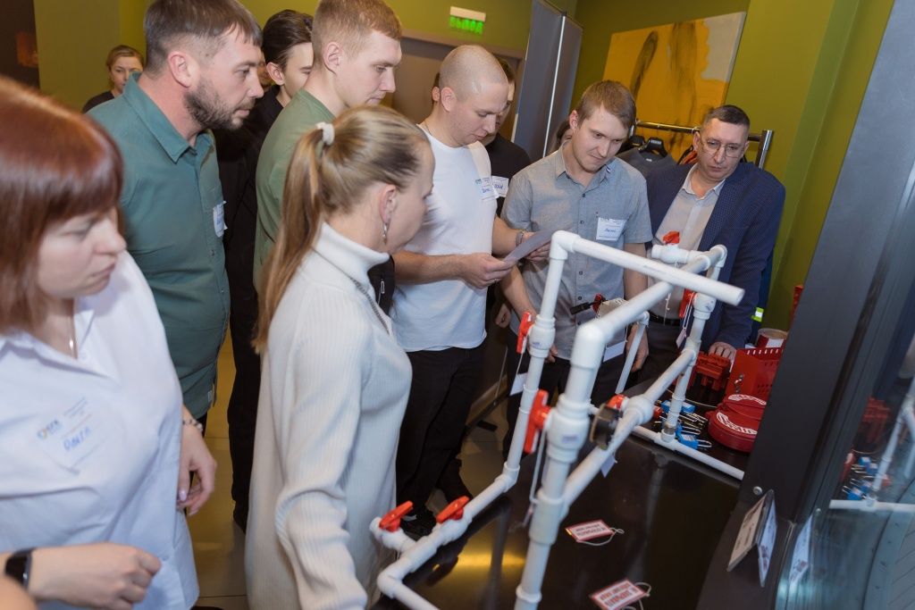 Каждый этап квеста представляет отдельную задачу, решение которой зависит от объединенных усилий команды