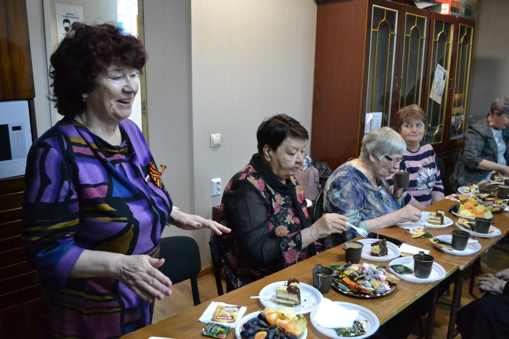 Светлана Максимовна Швачко рассказала молодёжи о своём трудовом пути