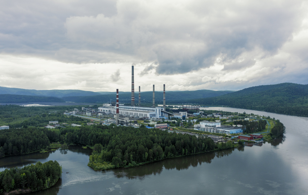 В 2021 году Красноярская ГРЭС-2 (на фото) и Назаровская ГРЭС вместе обеспечили около 9% потребления электричества в регионе