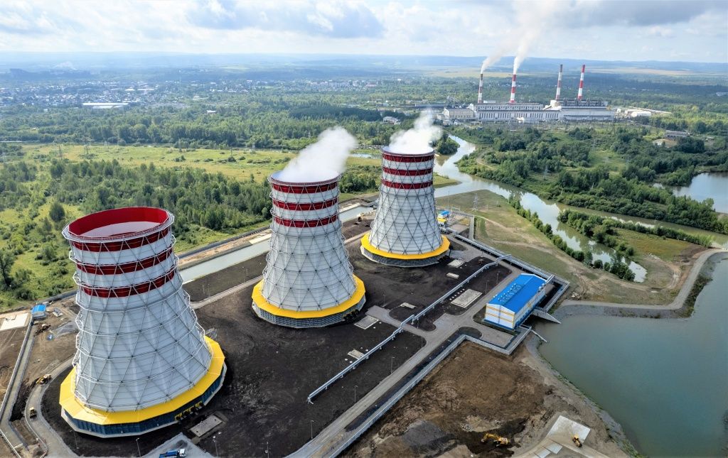 В рамках ДМП-2 на Томь-Усинской ГРЭС была построена также система оборотного технического водоснабжения с тремя градирнями, насосной станцией и системой каналов и водоводов 