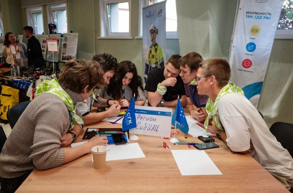 По итогам первых блоков конференции участники отметили достаточно высокий уровень актуальности и сложности предложенных задач и вопросов По итогам первых блоков конференции участники отметили достаточно высокий уровень актуальности и сложности предложенных задач и вопросов
