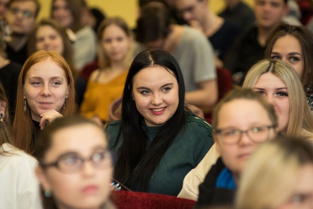 Представительниц прекрасного пола интересовало, есть ли вакансии в энергетике для женщин