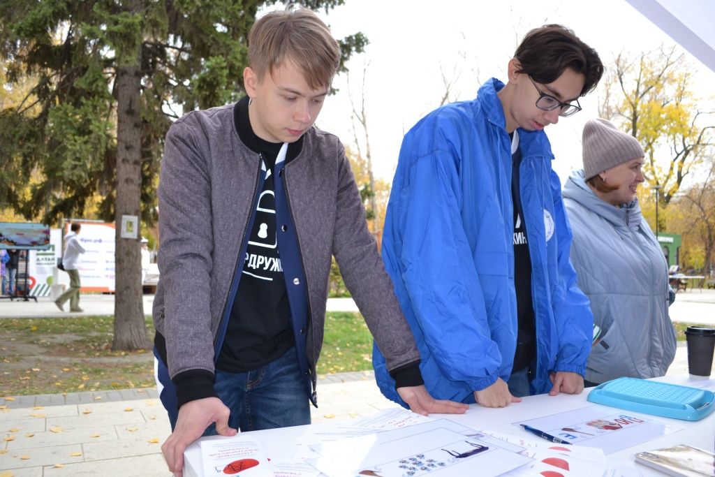 Некоторые студенты уже сейчас захотели проверить свои знания на практике в &laquo;СГК-Алтай&raquo;