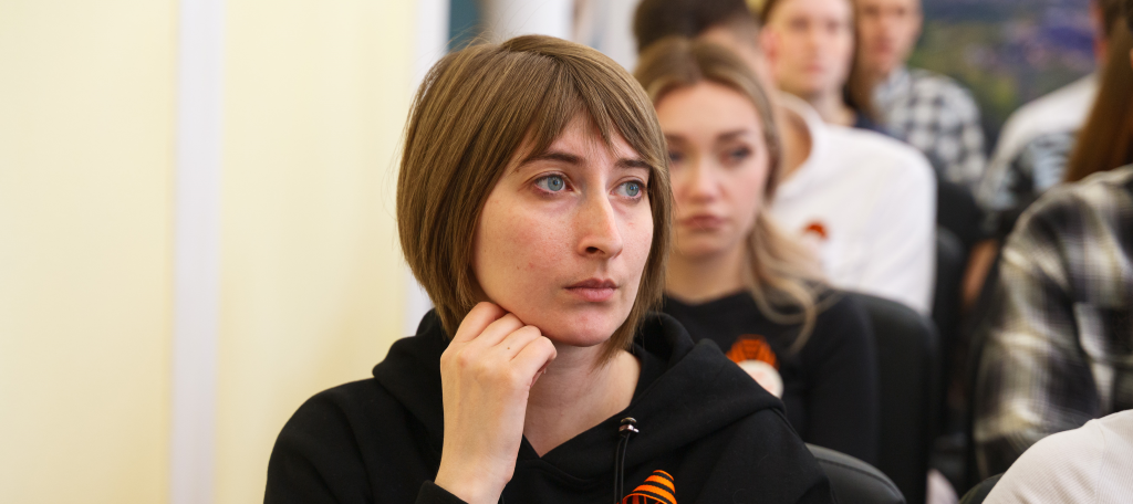 Советы молодежи СГК встретились с авторами книги об энергетиках-фронтовиках