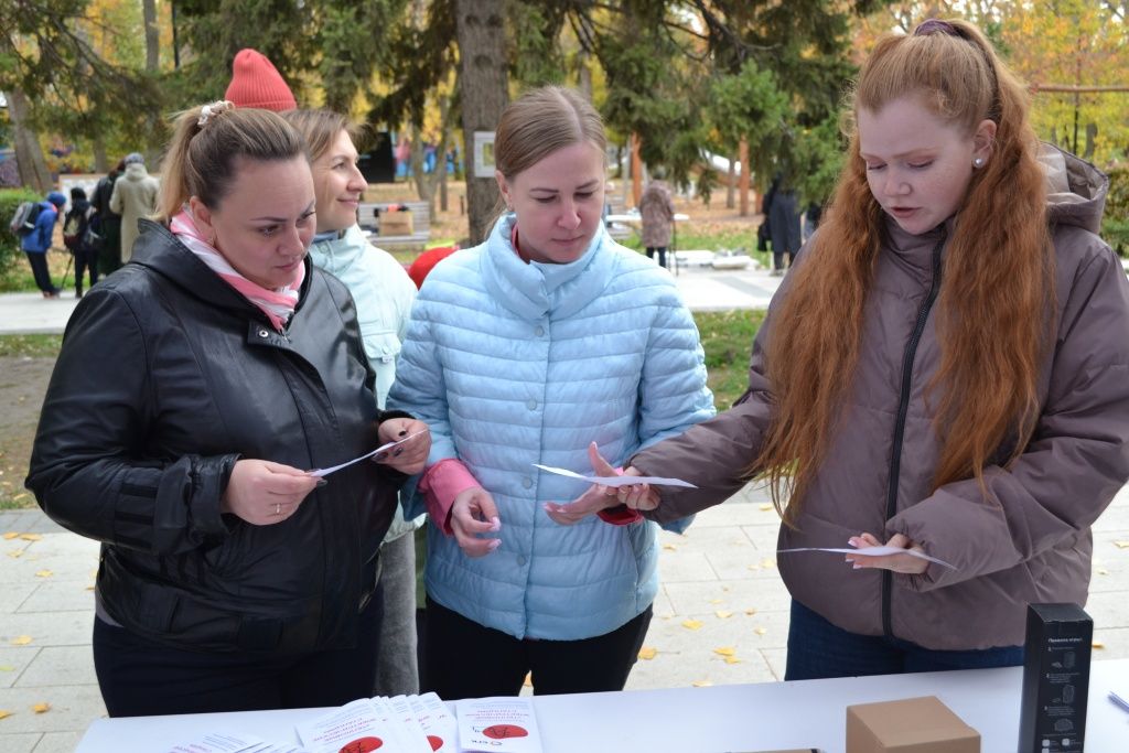 Взрослые участники фестиваля проявили интерес к актуальным вакансиям &laquo;СГК-Алтай&raquo;