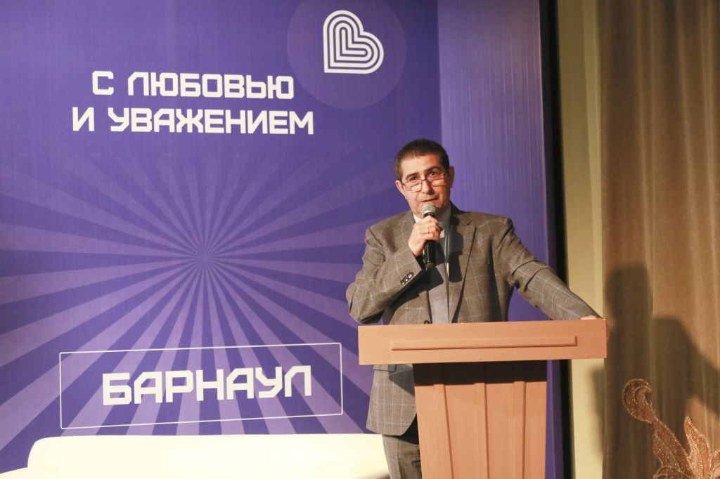 Александр Гросс, директор теплосетевого подразделения СГК в Барнауле