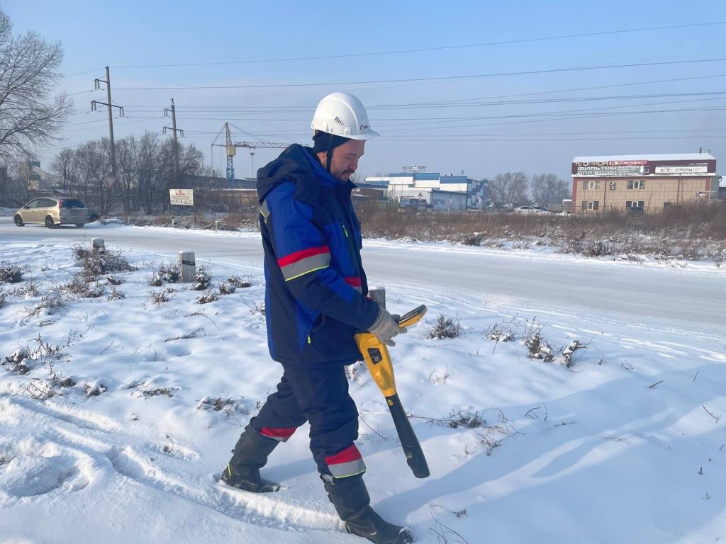 Вот так, с помощью трассоискателя vLoc 3-5000 можно буквально за 15 минут определить реальное расположение подземных сетей Вот так, с помощью трассоискателя vLoc 3-5000 можно буквально за 15 минут определить реальное расположение подземных сетей