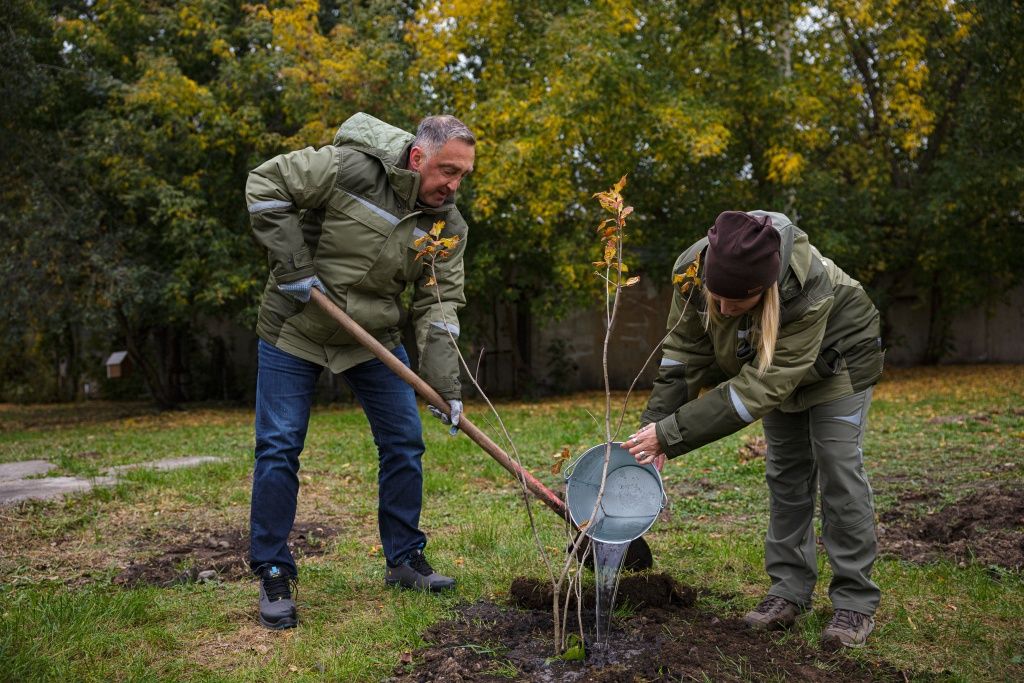 За 10 лет участия в экомарафонах Сергей Иванов посадил уже несколько сотен деревьев За 10 лет участия в экомарафонах Сергей Иванов посадил уже несколько сотен деревьев
