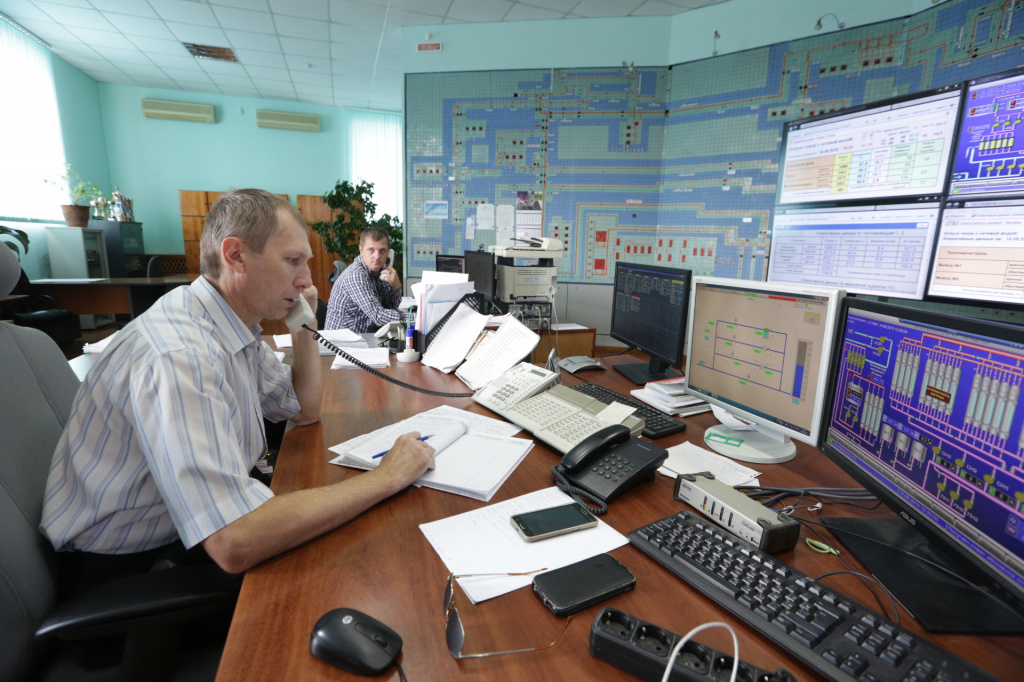 В диспетчерской теплотранспортного подразделения СГК в Красноярске