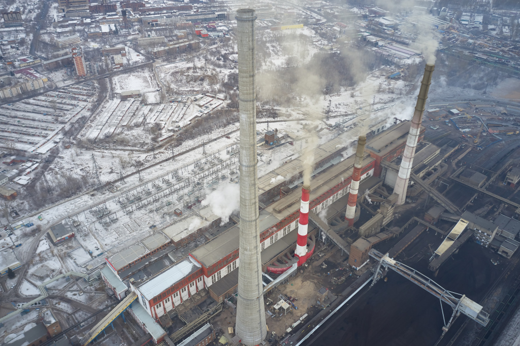Высота новой трубы — 275 метров. Труба такой же высоты есть на Красноярской ТЭЦ-3. Это два самых высоких сооружения в Красноярске