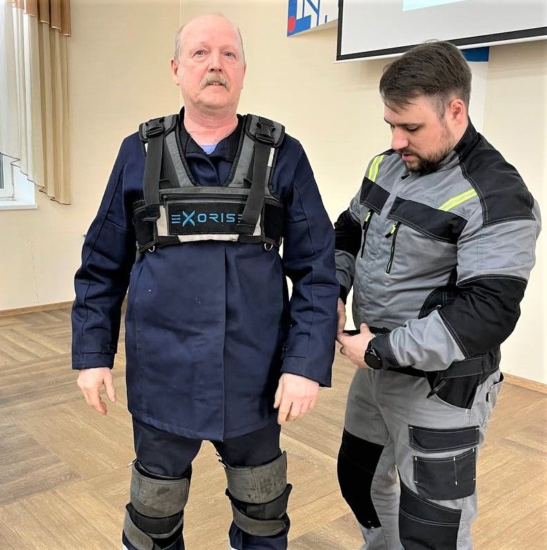 Сотрудники цеха общестанционных работ ГРЭС примерили новое оборудование и признали, что в целом находиться в нем удобно, но нужно привыкнуть