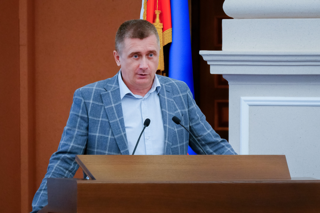 Андрей Колмаков анонсировал депутатам сдачу первых объектов модернизации труб