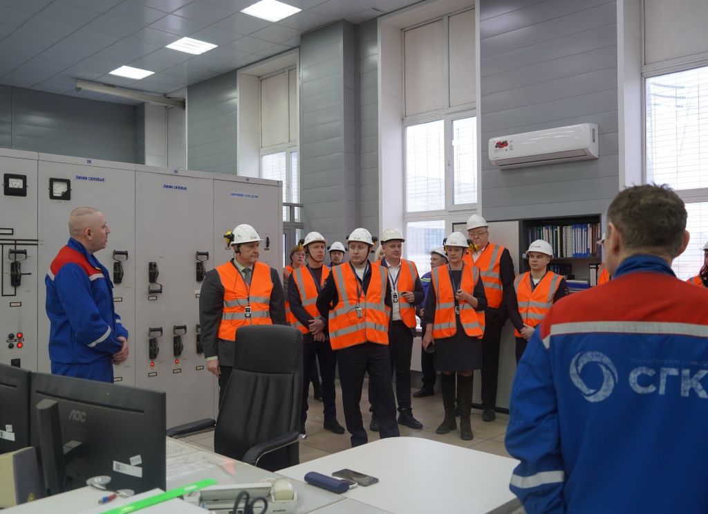 На главный щит управления Беловской ГРЭС стекаются все параметры работы станции 