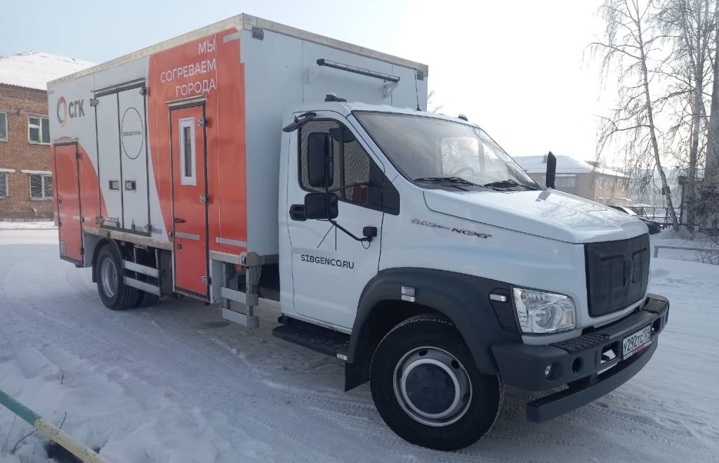 Машины укомплектованы по последнему слову техники и помогают специалистам оперативно устранять аварийные ситуации на трубопроводах