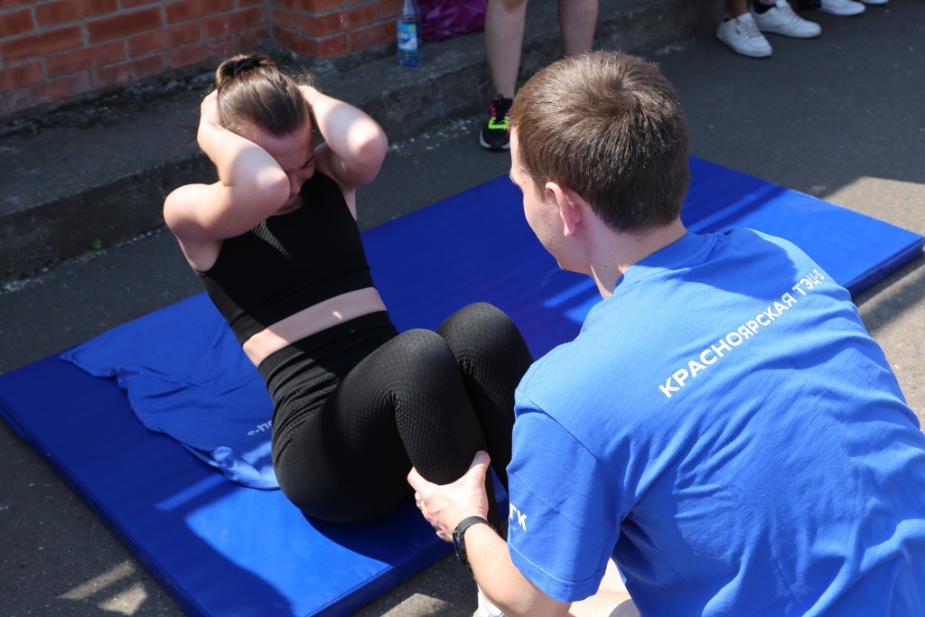 Женщины и мужчины показали хорошую физическую подготовку