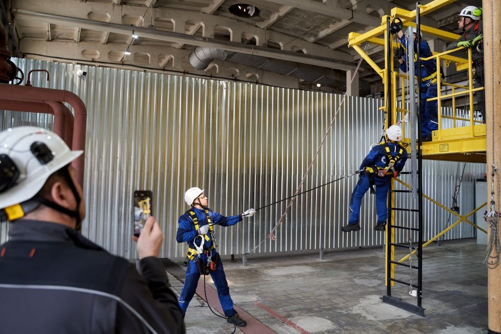 По словам организаторов, наиболее сложная задача на конкурсе &mdash; спасение и эвакуация пострадавшего